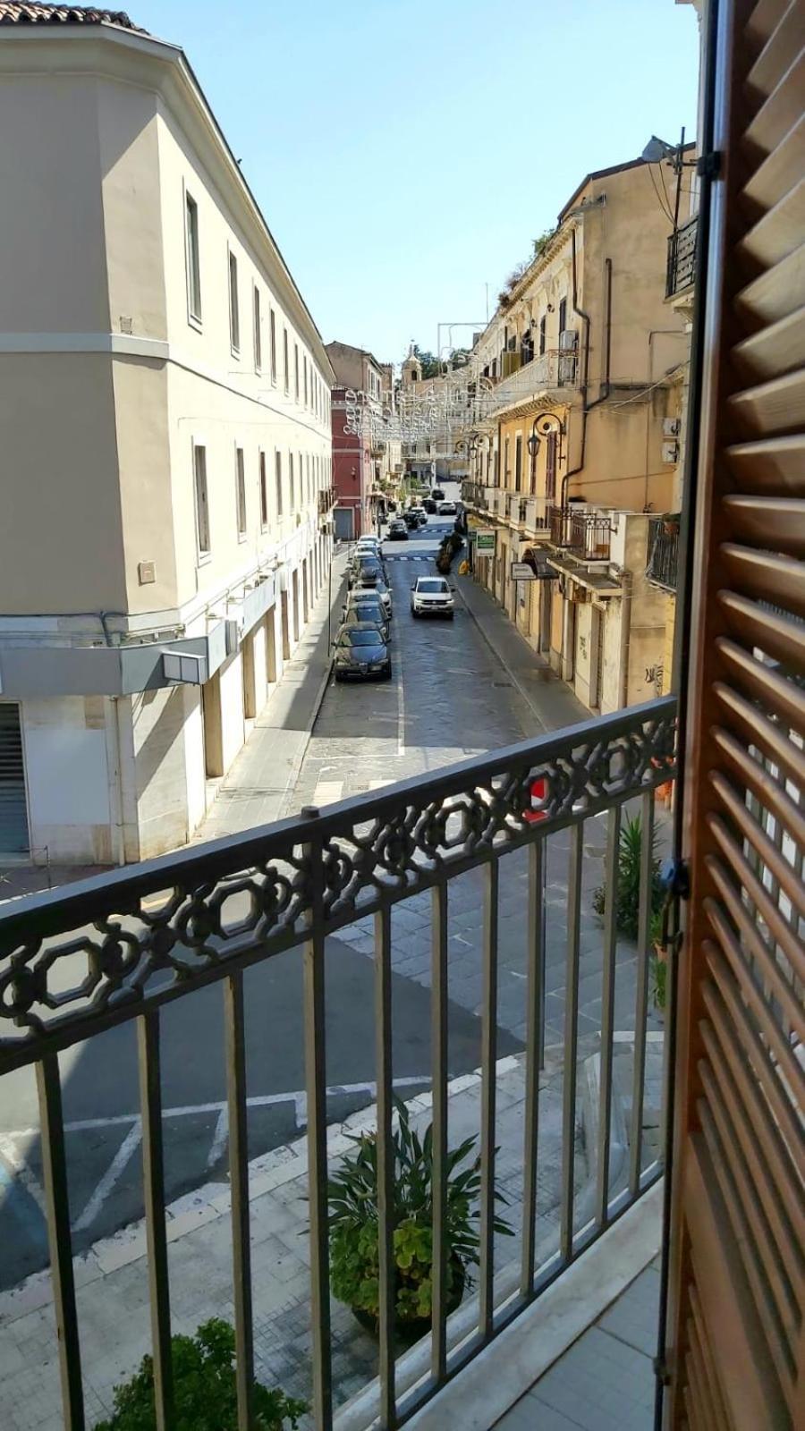 B&B I Viaggi Di Edo Кротоне Екстериор снимка